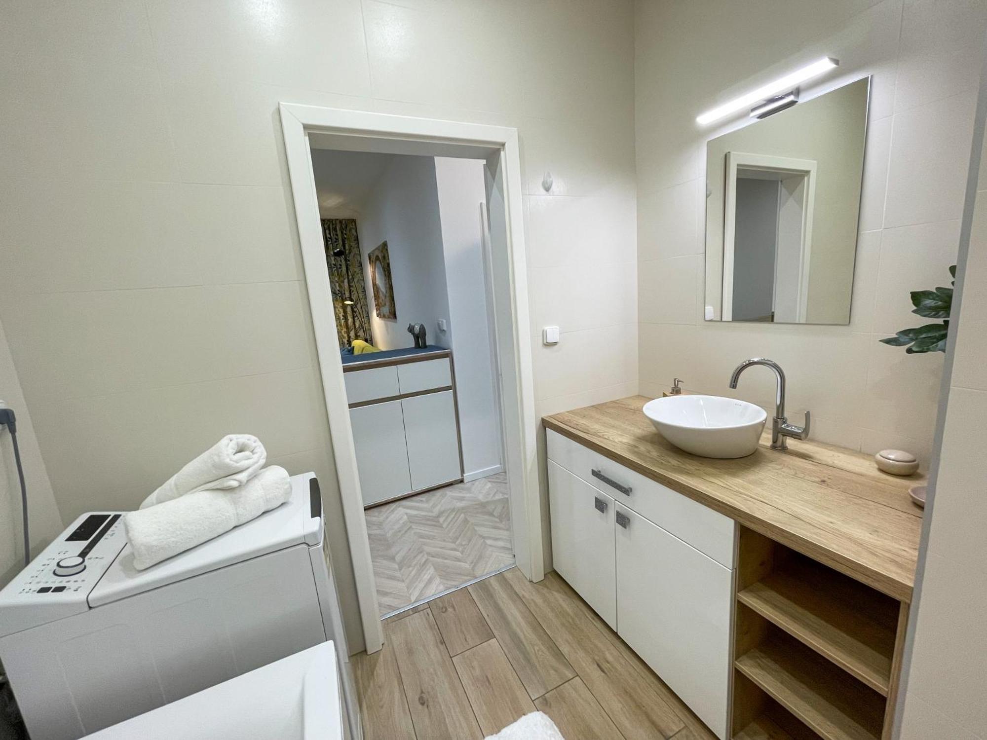 Luxury City Retreat With Terrace Кошице Экстерьер фото
