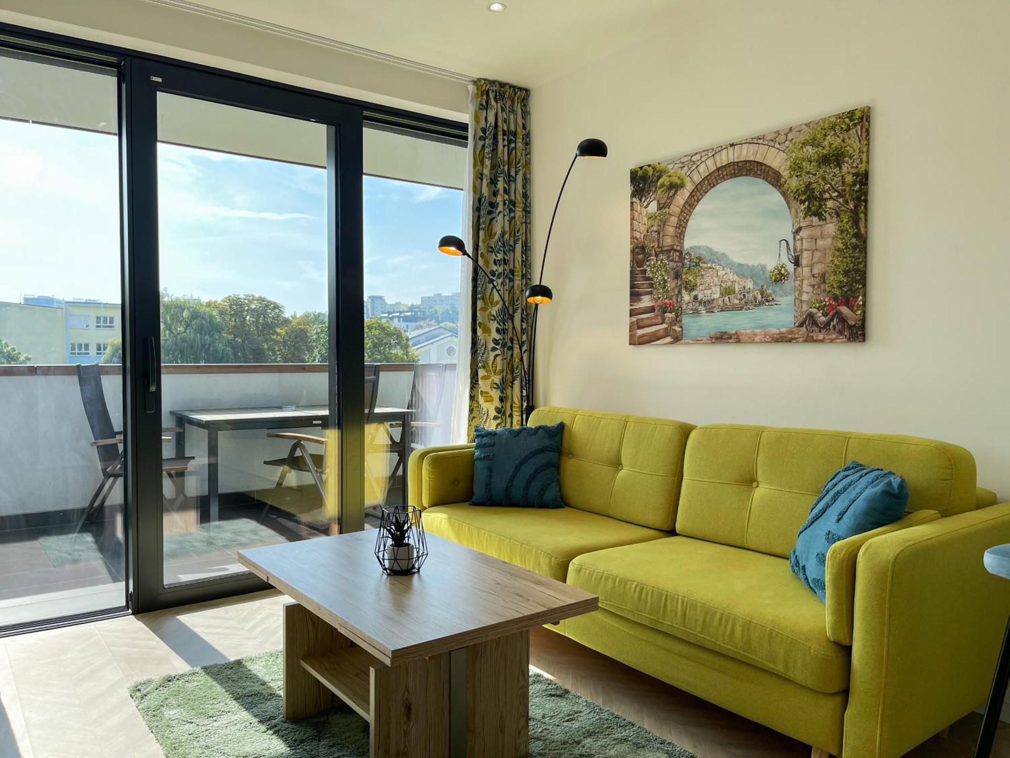 Luxury City Retreat With Terrace Кошице Экстерьер фото